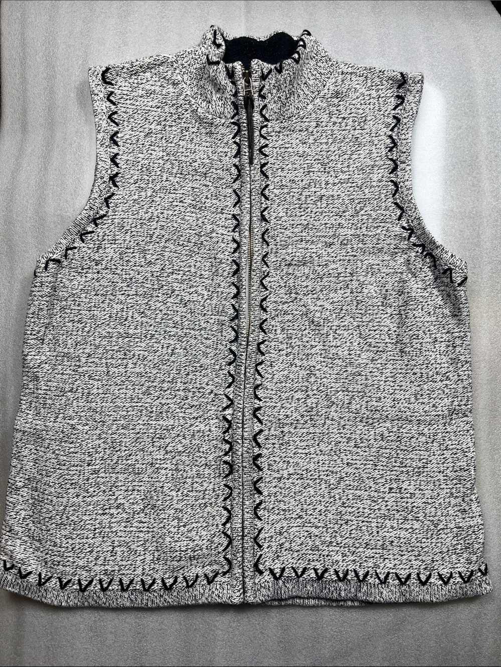 Christopher & Banks Black and White Sleeveless Zip-Front Vest